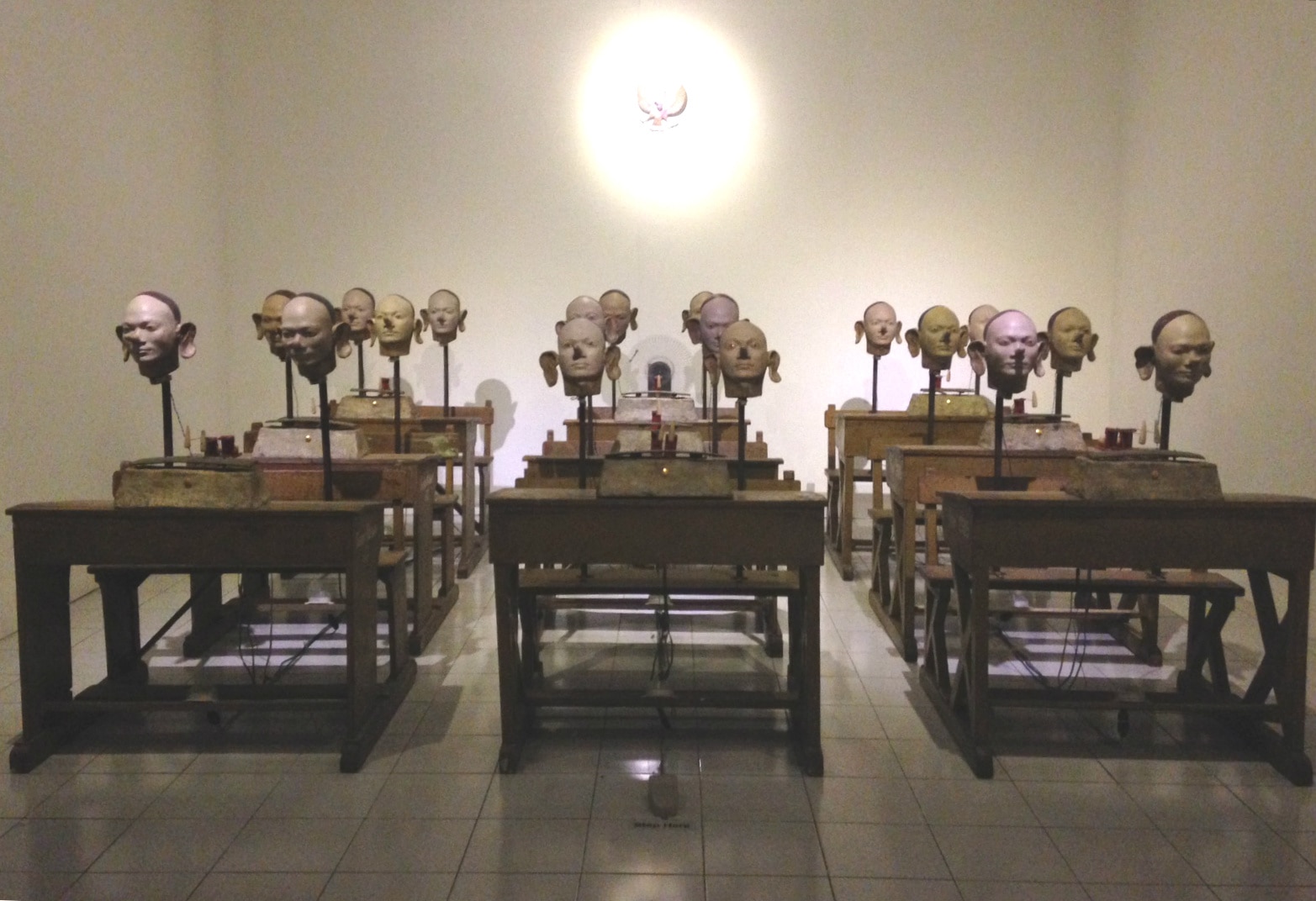 "Fermentation of Nose" karya Heri Dono di Artjog  British 