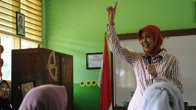 Bergabung dengan jaringan Master Trainer kami  British 